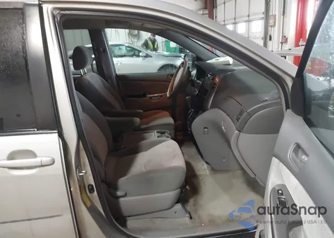 2007 Toyota Sienna Le from USA, damaged, VIN 5TDZK23CX7S049703